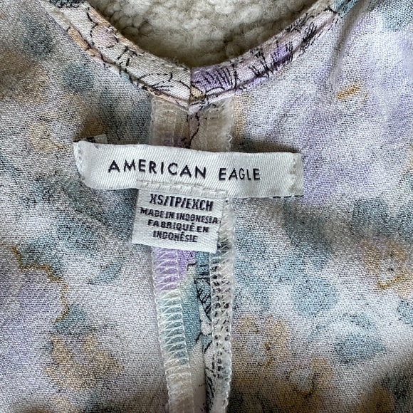 •American Eagle• Bohemian Floral Peplum V-Neckline Tank Top - Picture 8 of 9